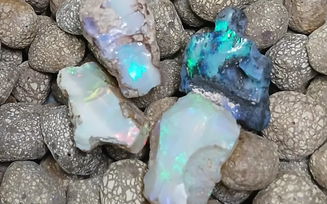 Pierre naturelle Opale éthiopienne