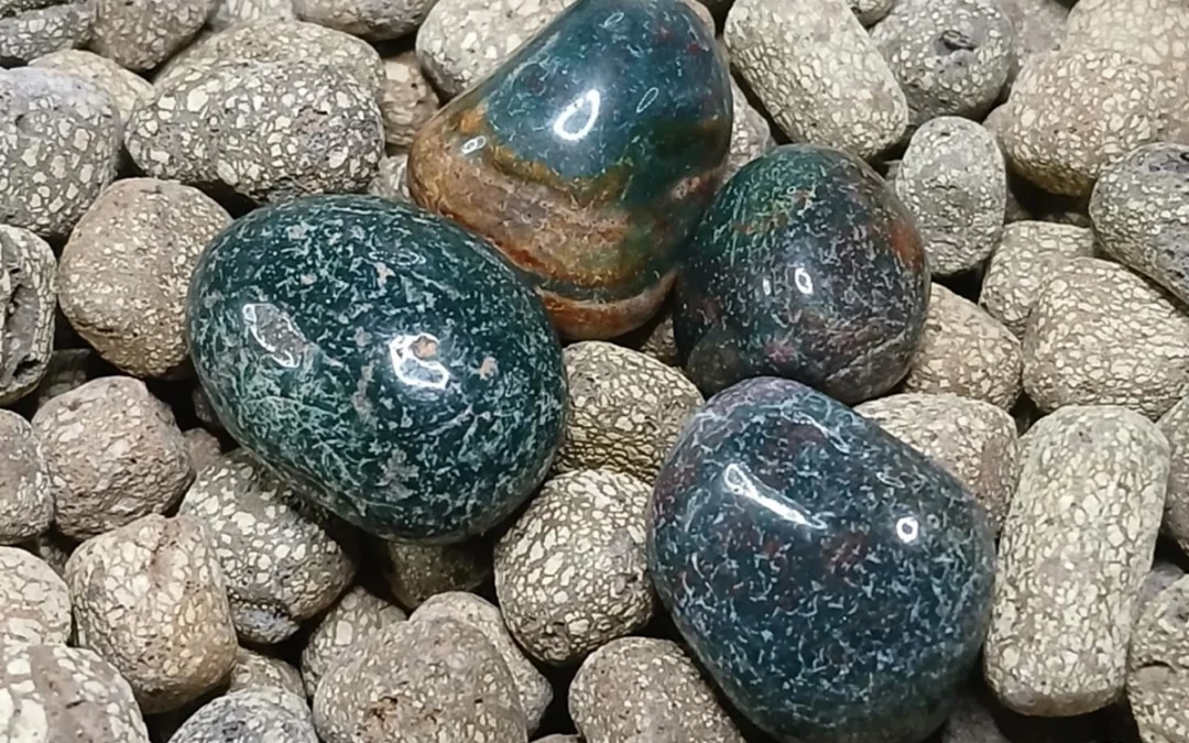 Pierre naturelle roulée Héliotrope