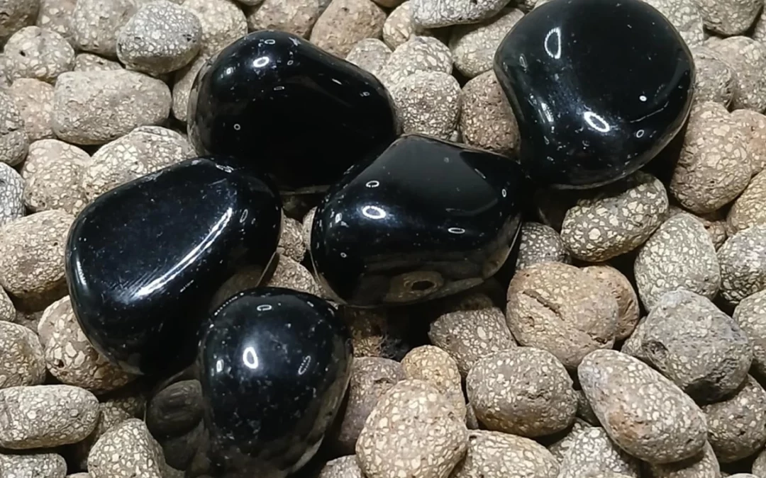 Pierre naturelle roulée obsidienne