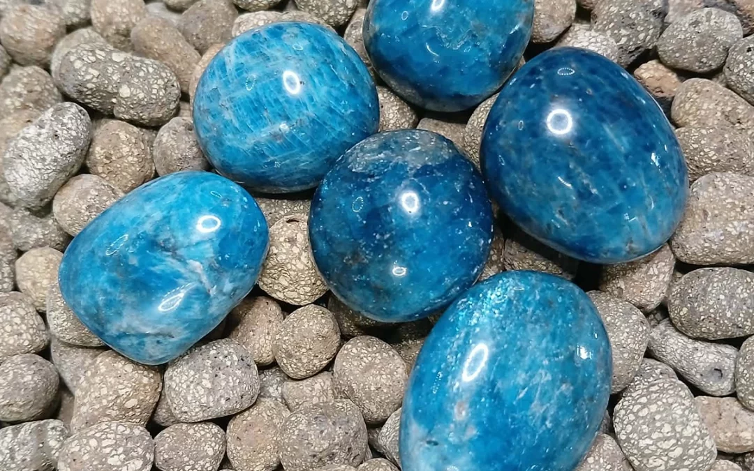Pierre naturelle roulée apatite