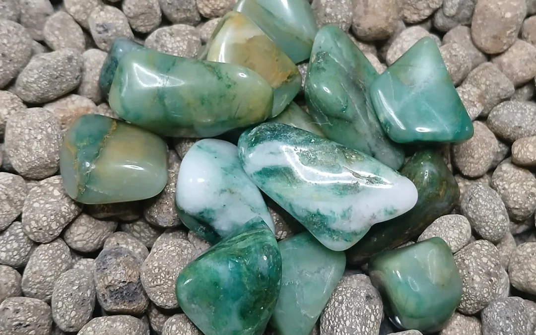 Pierre naturelle roulée Jade du Vietnam